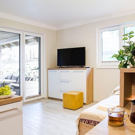 Apartmany A Wellness Vmal Skuteč Екстериор снимка