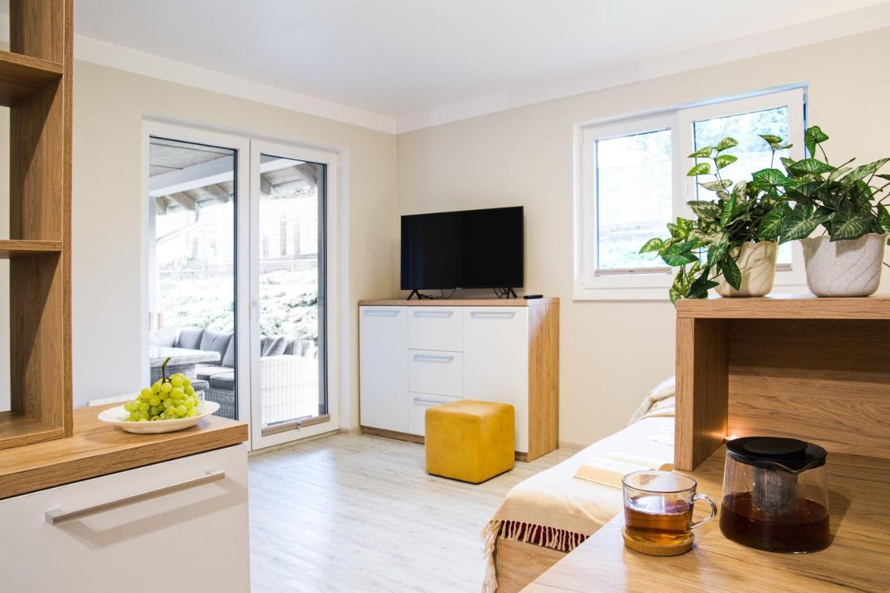 Apartmany A Wellness Vmal Skuteč Екстериор снимка