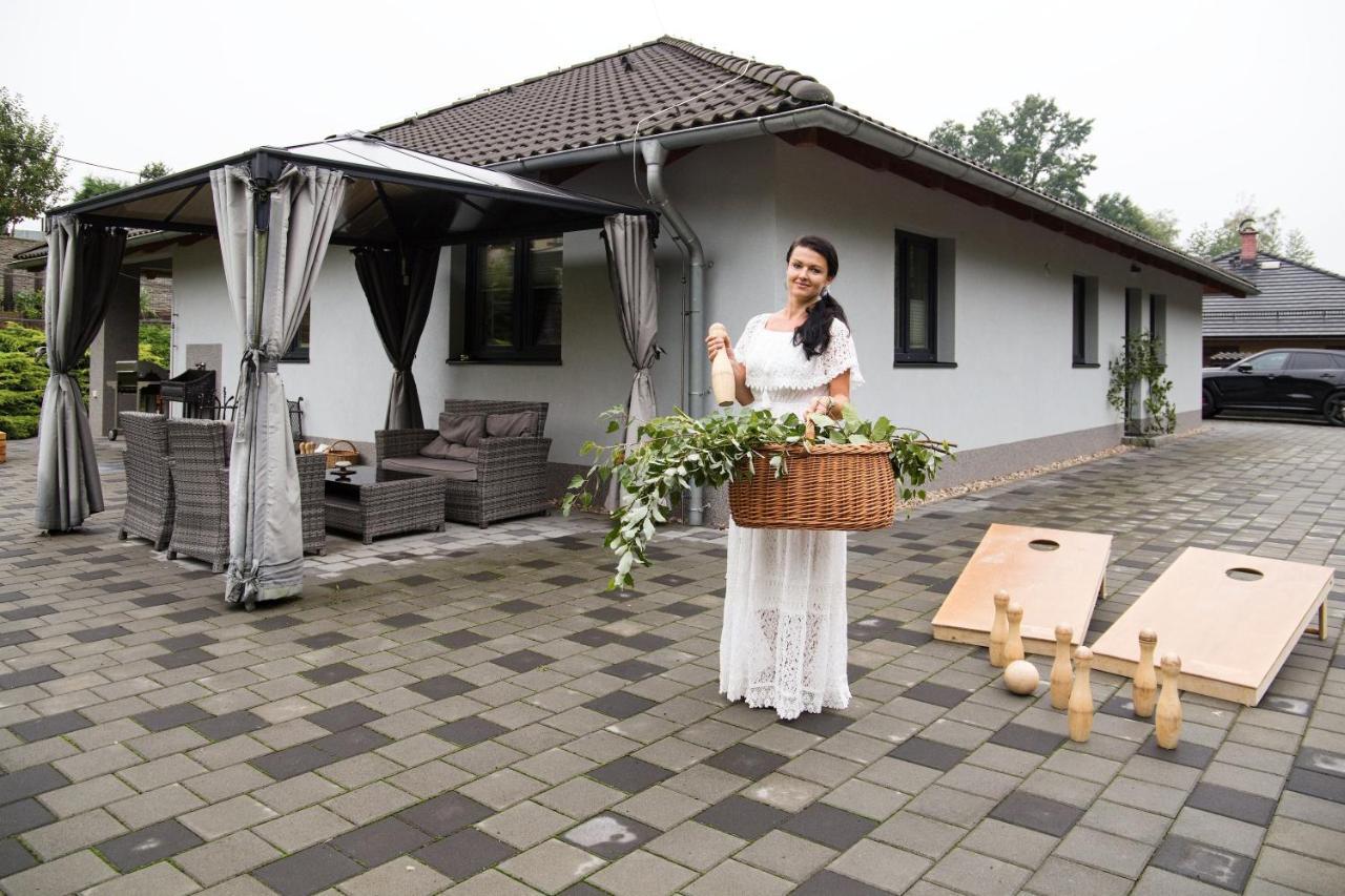 Apartmany A Wellness Vmal Skuteč Екстериор снимка