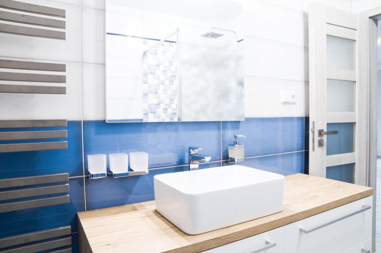 Apartmany A Wellness Vmal Skuteč Екстериор снимка