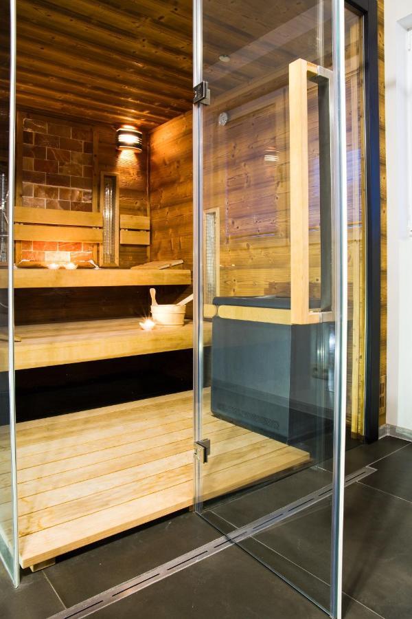 Apartmany A Wellness Vmal Skuteč Екстериор снимка